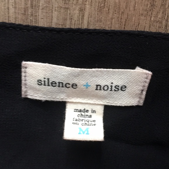 SOLD!!! Urban Outfitters Romper - Picture 5 of 6